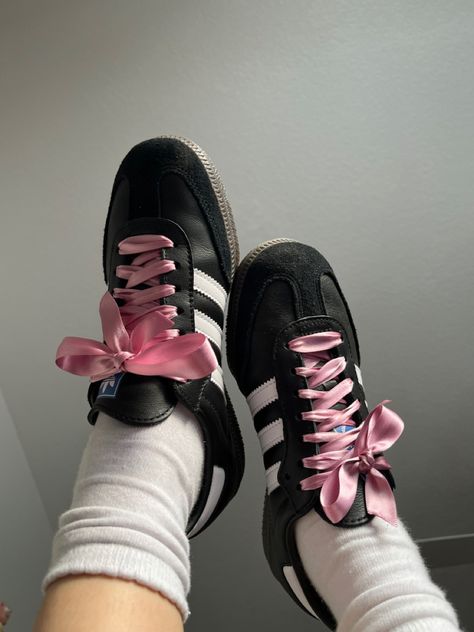 Black Adidas Samba Ribbon, Cute Laces For Shoes, Black Sambas Ribbon Laces, Black Sambas With Ribbon, Adidas Sambas With Ribbon, Ribbons On Shoes, Pink Bow Accessories, Black Sambas Pink Laces, Sambas With Pink Laces