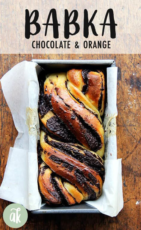 Orange-Chocolate Babka! This babka bread recipe calls for using my favorite challah dough recipe with a chocolate orange filling made. The bread gets rolled and coiled and cut and twisted and it's so much fun to make . ALSO: it's so pretty and so good ... everyone raves! #babka #bread #chocolate #orange #breakfast Babka Cinnamon, Babka Bread Recipe, Chocolate Babka Bread, Orange Filling, Babka Bread, Chocolate And Orange, Cinnamon Scones, Bread Chocolate, Babka Recipe