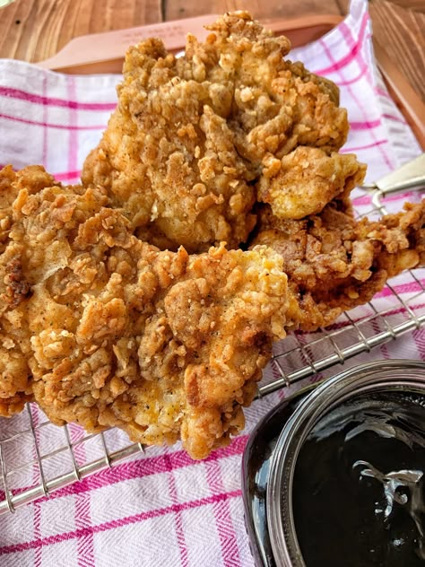 Crispiest Fried Chicken, Pioneer Woman Fried Chicken, Fried Boneless Skinless Chicken Thigh Recipes, Fried Chicken Thighs Boneless, Fried Chicken Thigh Recipes, Fried Chicken Thighs, The Tipsy Housewife, Fried Chicken Ingredients, Oven Fried Chicken Recipes