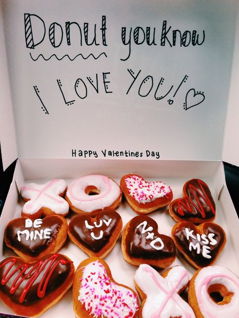 Personalize Krispy Kreme donuts with icing!  #valentinesday #valentines #donuts #dessert #sweet #boyfriend #love #pun Birthday Present For Boyfriend, Krispy Kreme Donuts, Birthday Surprise Boyfriend, Presents For Best Friends, Presents For Boyfriend, Birthday Crafts, Krispy Kreme, Valentines Gifts For Boyfriend