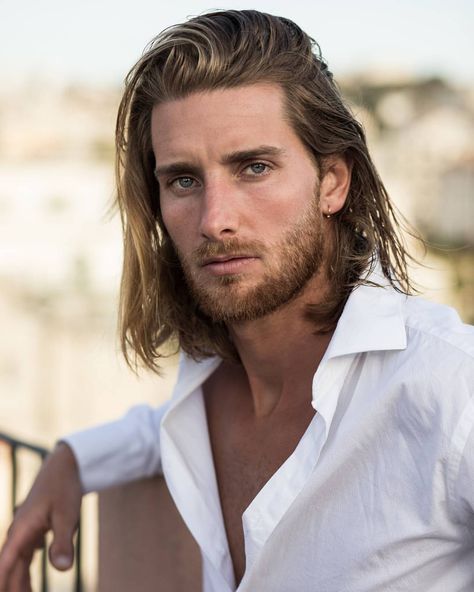 Tom Busson, Surfer Hair, Nick Wilde, French Models, Face Pictures, Beautiful Disaster, Male Eyes, Red Head, Male Portrait