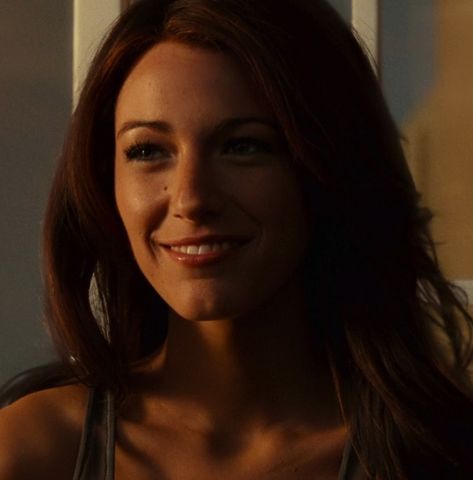 Blake Lively Green Lantern, Carol Ferris, Blake Lively Hair, Green Lantern Movie, Black Lively, Hair Movie, Badass Women, Hair Regrowth, Green Lantern