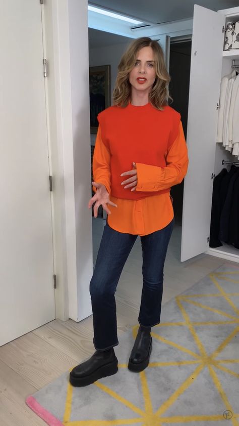 Trinny Woodall Outfit, Trinny Woodall Style, Trinny Woodall, Golden Blouse, Chanel Shoes, Spring Looks, Creative Fashion, Classic Style, What To Wear