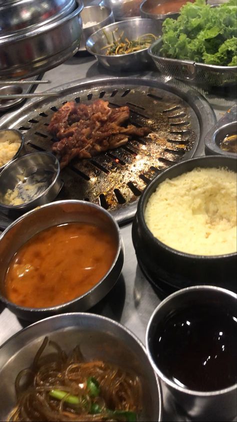 Barbeque Party Night, Night Instagram Story, Party Night Club Aesthetic, Barbeque Party, Night Club Aesthetic, Korean Barbecue, Party Night Club, Club Aesthetic, Ig Story Ideas