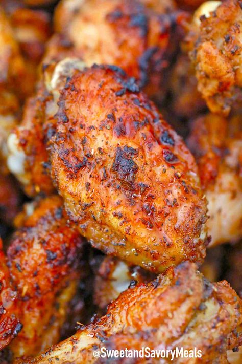 browned and crispy air fryer jerk chicken wings Spicy Korean Chicken Wings, Korean Chicken Wings Recipe, Air Fryer Jerk Chicken, Korean Chicken Wings, Spicy Korean Chicken, Jerk Chicken Wings, Honey Garlic Chicken Wings, Wings Recipe Buffalo, Lions Den