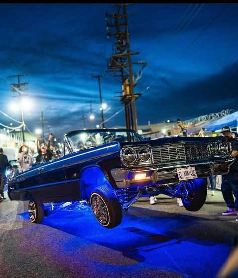 Oldies Wallpaper, Low Riders Cars, Lil Rob, 64 Impala Lowrider, Low Rider Trucks, Oldies Aesthetic, Lowriders Cars, Cars Lowrider, 63 Impala