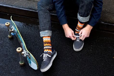 Image of Happy Socks 2013 Fall/Winter Lookbook Socks Outfit, Estilo Hipster, Short Blanc, Sock Outfits, Stylish Socks, Mens Fashion Blog, Winter Lookbook, Happy Socks, Socks And Sandals