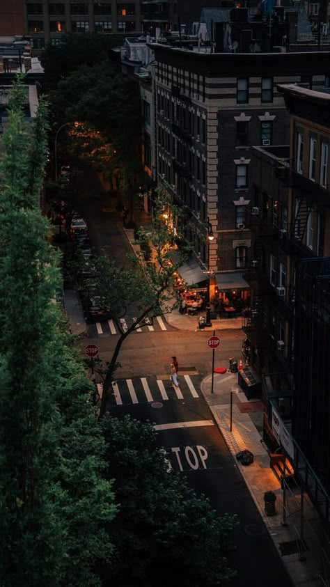 Late Night Aesthetic City, Downtown Aesthetic Wallpaper, Nighttime City Aesthetic, Brooklyn Aesthetic, Urban City Street, Dylan Walker, Cities Aesthetic, New York Living, West Village Nyc