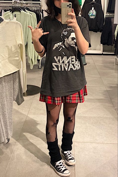 #alt#altoutfit#gothmall#goth#fit Alternative Outfits Skirts, Alt Outfits With Skirt, Skirt Alt Outfits, Alternative Outfits For School, Skirt Outfits Alt, 2020 Alt Outfits, Outfit Inspo Alternative, Grunge Goth Aesthetic Outfits, Red Alt Outfits