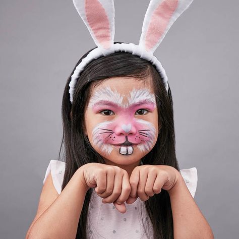 Bunny Costume Kids, Bunny Face Paint, Easy Halloween Face Painting, Halloween Face Painting, Animal Face Paintings, Bunny Makeup, Christmas Face Painting, Monster Makeup, Face Painting Tutorials