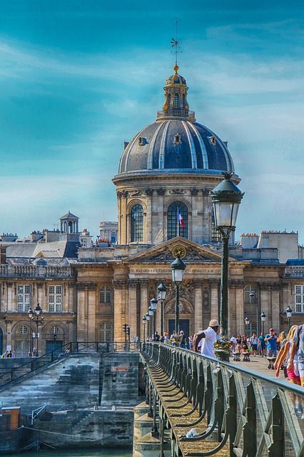 Paris Bridge, Louvre Palace, Central Courtyard, Nature Trip, River Seine, Napoleon Bonaparte, Pedestrian Bridge, Paris Photos, Western Europe