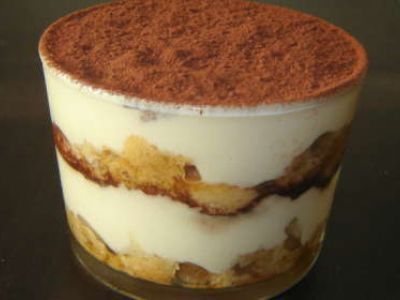 Tiramisu individuels en verres Falaise Etretat, Tiramisu Recipes, Tiramisu Cups, Ginger Nut, Tiramisu Recipe, Protein Desserts, Magic Cake, Roasted Peppers, Cooking Recipe