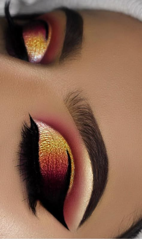 Red Black And Gold Makeup, Red And Gold Eyeshadow Looks, Red Black Gold Nails, Red And Gold Makeup, Double Cut Crease Eye Makeup, Makeup Aesthetic Ideas, Eye Beautiful, Red Eye Makeup, Black Eye Makeup