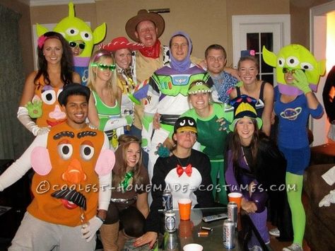 Creating this Toy Story group costume with my closest friends was nothing short of exciting. We wanted to dress up together, but there was so many of us th Toy Story Group Costume, Group Halloween Costume Ideas, Family Themed Halloween Costumes, Toy Story Halloween, Toy Story Costumes, Dinosaur Costume, Homemade Costumes, Diy Costume, Big Group