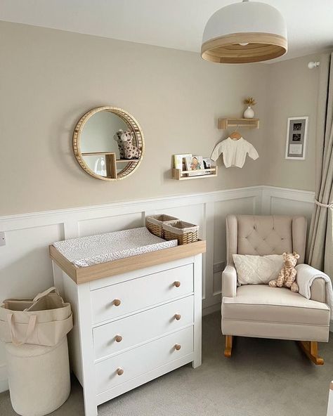 Nappy Change Station, White And Wooden Nursery, Big Nursery Ideas, Temporary Nursery Ideas, Nursery Dresser Changing Table Decor, Clean Nursery Ideas, Neutral Nursery Furniture, Cream And White Nursery, Nursery In Bedroom Ideas