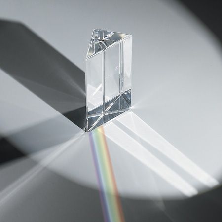 This prism shows an experiment that Isaac Newton did to show that once a white (or regular ray of sunlight) passes through a prism then the light with be separated due to the fact that each color of ROYGBIV (otherwise known as the rainbow) is a characteristic of a distinct wavelength that bend at varying angles while going through the prism, so the light rays are separated and each color can be seen individually. Usually the red wavelengths are the longest of ROYBGIV and violet is the shorte... Unicorn Hunter, Best Educational Toys, Science Activities For Kids, Science Toys, Indoor Toys, Science Kits, Soap Bubbles, Dna Test, Stem Toys