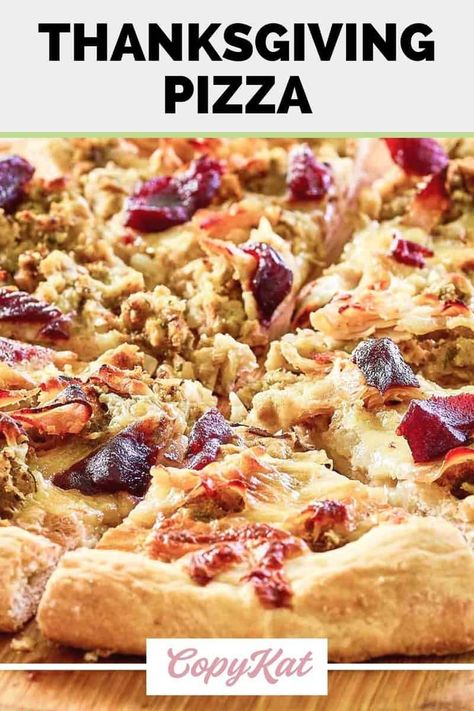 Use your leftover Thanksgiving dishes to make a tasty pizza for dinner. Get the easy recipe and find out how to make the best Thanksgiving pizza with leftovers. Enjoy a homemade pizza topped with brown gravy, stuffing, onions, mozzarella cheese, chopped turkey, and cranberry sauce. Thanksgiving Pizza Party, Turkey Pizza Recipes, Thanksgiving Pizza Recipe, Thanksgiving Pizza, Crescent Rings, Turkey Pizza, Thanksgiving Goodies, Thanksgiving Sandwich, Tasty Pizza