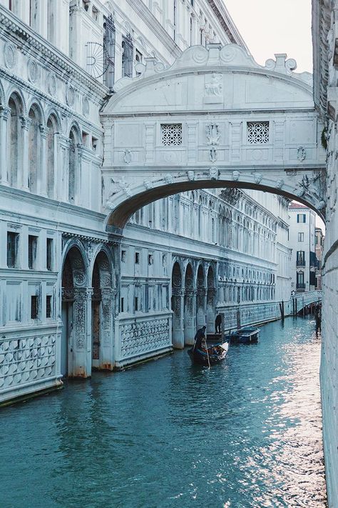 Marble Buildings on the Water in Venice Italy - Entouriste Marble Building, Venice Italy Photography, Marble City, Italy Photography, Elba, Macedonia, Venice Italy, Pretty Places, Oh The Places Youll Go