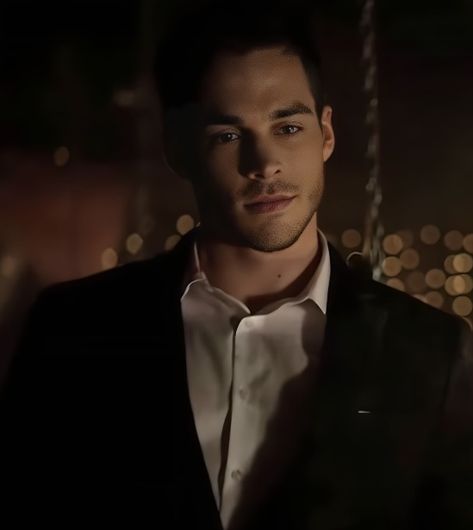 Chris Wood Aesthetic, Kai Vampire Diaries, Kai Parker Icons, Tvd Character, Tvd Men, Tvd Kai, Tvd Characters, Chris Wood Vampire Diaries, Shane Harper