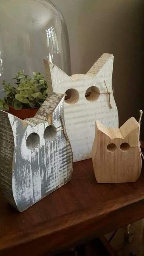 Wooden Owls, Tre Kunst, Diy Beginner, Fall Wood Crafts, Scrap Wood Crafts, Halloween Wood Crafts, Wood Scraps, Wood Animal, Scrap Wood Projects