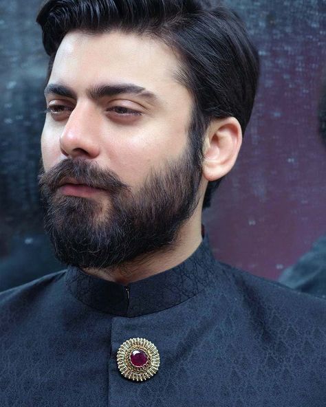 Fawad Khan is a feast to the eyes in his latest photoshoot Fawad Khan Beard, Pajama Men, Interracial Couple Photography, Fawad Khan, Decorating Icing, Beard Styles Short, Pakistani Actors, Handsome Celebrities, Beard Style