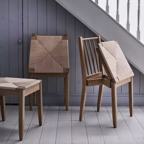 Collapsible Chair, Fold Up Chairs, Folding Dining Chairs, Classic Furniture Design, Campaign Furniture, Shaker Furniture, Oak Chair, Foldable Chairs, Timber Furniture