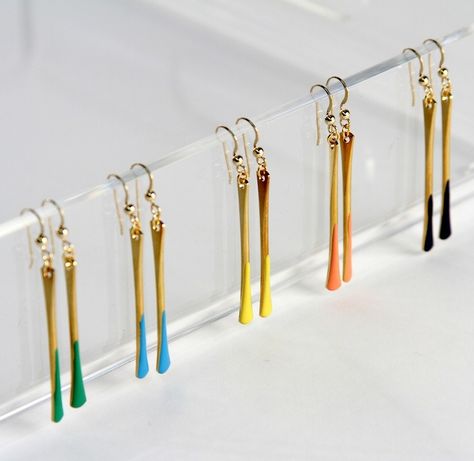 Matchstick Earrings Matchstick Earrings, Ear Art, Enamel Earrings, Street Style Chic, Enamel Jewelry, Earring Gifts, Golf Course, Wire Jewelry, Accessories Earrings