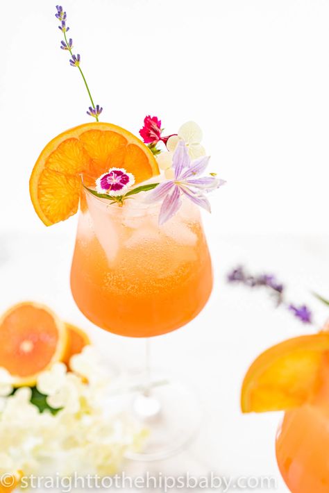 The Best Fresh Grapefruit Aperol Spritz - Straight to the Hips, Baby Summer Rum Drinks, Summer Spritz, Italian Aperitivo, Popular Cocktail Recipes, Lime Ice Cream, Aperol Spritz Recipe, Citrus Garnish, Champagne Recipes Cocktails, Spritz Recipe