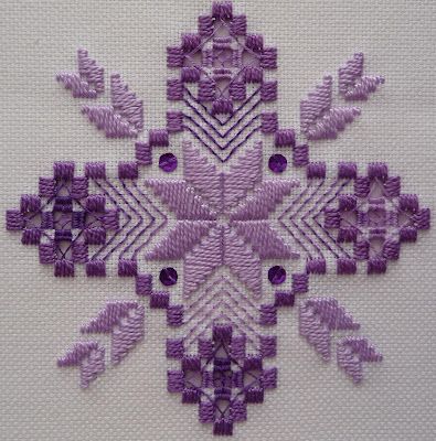 Mary Joan Stitching: Hardanger Hardanger Patterns, Phulkari Embroidery, Swedish Weaving, Hardanger Embroidery, Needlepoint Stitches, Learn Embroidery, Hand Embroidery Stitches, Hand Embroidery Patterns, Embroidery Tutorials