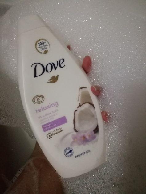 Best Dove Shower Gel, Dove Products Aesthetic, Shower Gel Aesthetic, Dove Shower Gel, Coconut Body Wash, Coconut Lotion, Dove Shampoo, Dove Soap, Shower Lotion