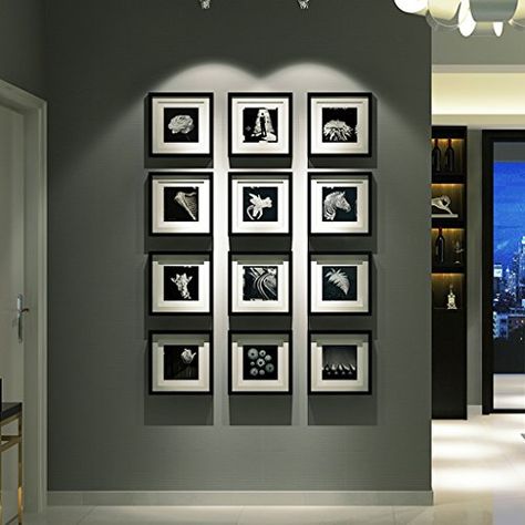 Black Frames On Wall, Photo Wall Ideas, Aesthetic Home Decor Ideas, Picture Wall Living Room, Frame Foto, Family Pictures On Wall, Photograph Display, Classic Photo, Pictures Decor