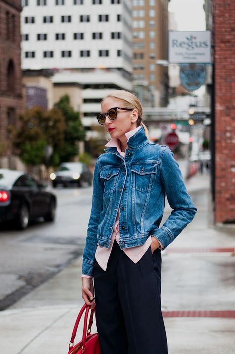 Thrift Sto' From Head to Toe, Day 3 — FORAGE FASHION Jenna Lyons Style 2024, Jenna Lyons Style, Fall Denim Jacket, Zara Scarf, Jenna Lyons, J Crew Style, Red Pumps, Fall Denim, Oversized Scarf