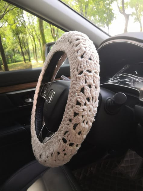 Handmade crochet sunflower steering wheel cover，it is very lovely and cozy, fits a standard steering wheel 14-15in diameter. the cover fit all types of steering wheels and it is slip resistant , because it is elasticity,also have needle and yarn fixation. the seat belt covers with buttons attach those to your seat belts，make sure it's the right size for your car. it also can as gift ,for mother's day gift ,father's day gift ,Christmas gift,for a very close friend of you. Colors can be customized Crochet For Car Accessories, Stirring Wheel Cover, Steering Wheel Cover Crochet Pattern, Crochet Car Wheel Cover, Seatbelt Crochet Cover, Crochet Car Headrest Cover, Sterling Wheel Cover, Crochet Car Steering Wheel Cover Pattern, Crochet Wheel Cover