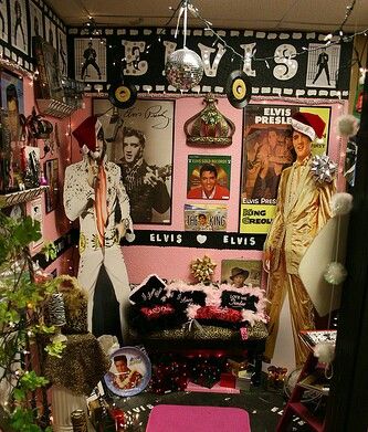 Elvis room Elvis Inspired Bedroom, Elvis Themed Room, Elvis Themed Bedroom, Elvis Bedroom Ideas, Elvis Room Ideas, Elvis Presley Room Decor, Elvis Presley Room Ideas, Elvis Room Decor, Elvis Bedroom