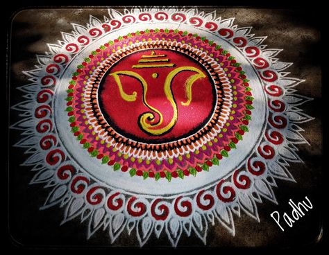 Ganesha Rangoli for margazhi Rangoli Designs Ganesha, Round Rangoli Design, Round Rangoli, Happy Anniversary Photos, Ganesh Rangoli, Ganesha Rangoli, Jai Ganesh, Colorful Rangoli, Happy Diwali Images