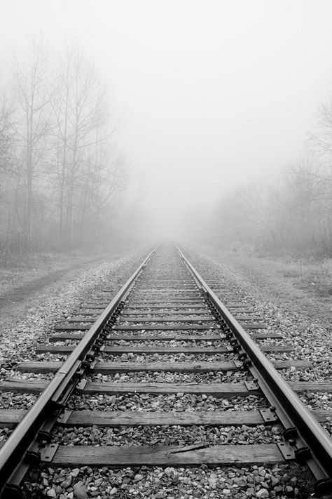 Train Tracks Photography, Steam Trains Photography, Train Wallpaper, Old Steam Train, Railroad Photography, Old Trains, Old Train, The Fog, Train Tracks