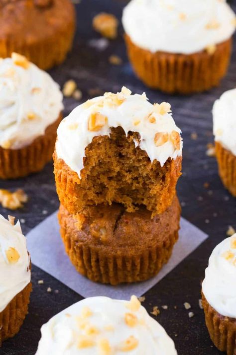 These carrot muffins are a healthy way to have carrot cake for breakfast! fluffy, moist and made with almond flour- They are naturally sweetened! Vegan Carrot Cake Muffins, Healthy Carrot Muffins, Carrot Cake Muffin Recipe, Healthy Carrot Cake Muffins, Carrot Muffin Recipe, Healthy Cream Cheese, Healthy Carrot Cake, Almond Flour Muffins, Cake Breakfast