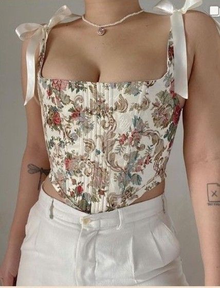 Flower Corset Top Outfit, Floral Corset Outfit, Floral Corset Top, Flower Corset, Corset Shop, Corset Fashion Outfits, Floral Corset, Corset Outfit, Fair Outfits