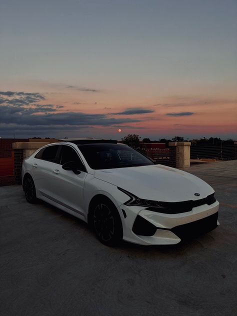 Kia Aesthetics, Hybrid Cars, Kia K5 Aesthetic, Kia Sportage 2023 White, Kia Stinger Aesthetic, Kia K5 Modified, New Car Aesthetic Kia, Gray Kia K5, Kia K5