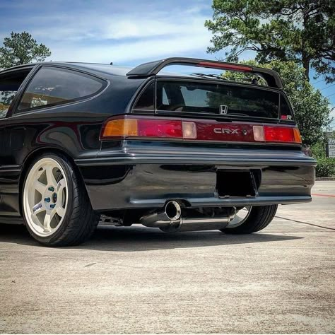 Vintage Honda Car, Honda Race Car, Crx Honda, 90s Cars, Miracle Workers, Japanese Sports Cars, Honda Crx, Honda Civic Hatchback, Civic Hatchback