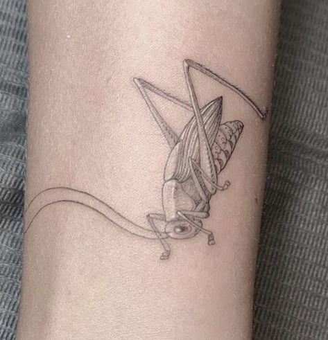 Cricket Tattoo, Celestial Tattoo, Busy Philipps, Remembrance Tattoos, Mom Tattoo Designs, Insect Tattoo, Special Tattoos, Ribbon Tattoos, Dream Tattoos