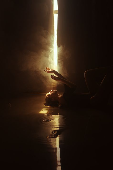 Fire Dance Aesthetic, Shadows And Reflections, Photos With Interesting Lighting, Still Life Photography Lighting, Tiredness Aesthetic, Human Nature Aesthetic, Concept Art Photography, Nude Color Art Photography, Artist Photography Ideas