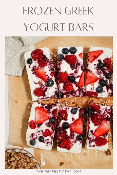 Yogurt Berry Dessert, Homemade Fruit Bars Frozen, Greek Yogurt Frozen Fruit, Homemade Frozen Yogurt Bars, Greek Yogurt Freezer Recipes, Greek Yogurt Bars Frozen, Frozen Yougart Bars, Greek Yogurt Ice Cream Bars, Homemade Clio Greek Yogurt Bars