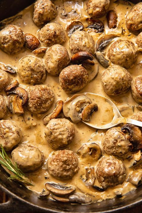 Meatballs with Marsala Cream Sauce Spanish Chorizo Recipes, Marsala Cream Sauce, Gourmet Meatballs, Best Chicken Marsala, Mushroom Marsala Sauce, Pork Chops Baked, Knee Recovery, Mushroom Marsala, Slow Beef Stew