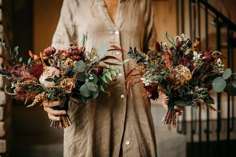 Fall Wedding Flower Arrangements Bride Bouquets, Simple Bridal Bouquet Fall, Dark Greenery, Peach Wedding Bouquet, Bohemian Bouquet, Bridesmaids Bouquet, Light Blue Flowers, Cream Tones, Peach Wedding