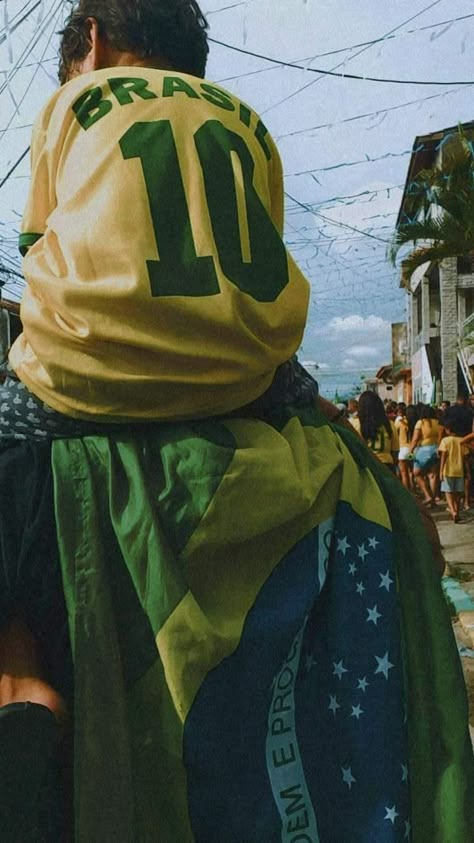 Brazilian Football Aesthetic, Brazil Aesthetic Vintage, Brazil Astethic, Brazil Wallpaper Aesthetic, Samba Brazil, Brazil Core, Brazil Vibes, Brazil Life, Go Brazil