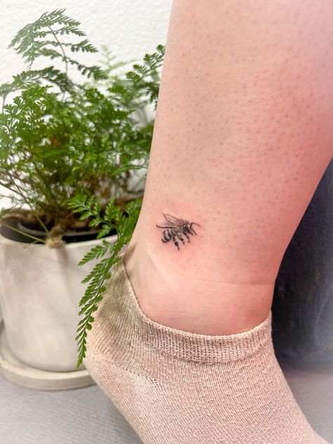 Bee Ankle Tattoo, Ankle Tattoo, Fine Line, Honey Bee, Tatting, Honey, Bee, Tattoos, Ankle Tattoos