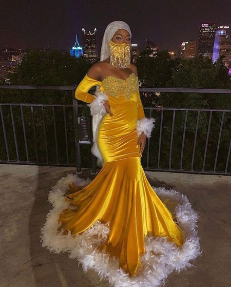 Prom Dress Inspiration Mermaid, Brocade Prom Dress, Yellow Prom, Prom Inspo, African Prom Dresses, Prom Dresses Black Girls Slay, Prom Dress Evening, Prom Girl Dresses, Prom Dresses Yellow