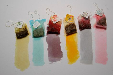 Tea Paint by J0DY H LEE, via Flickr Paint With Tea Bags, Tee Kunst, Tea Bag Art, Natural Dye Fabric, Botanical Dyeing, Eco Printing, Tea Art, Deco Floral, Nature Crafts