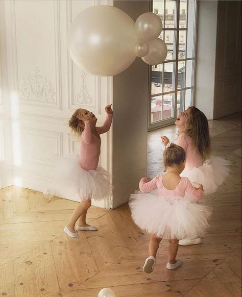 Ramadan Aesthetic, Magical Decorations, Swan Party, Ballerina Photography, Lake Party, Toddler Dance, Ballet Aesthetic, Dance Aesthetic, Baby Ballet